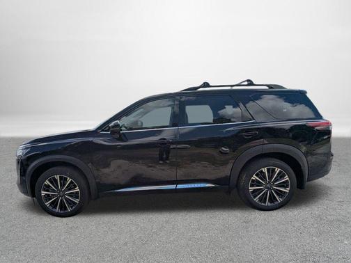 Super Black 2026 Nissan Pathfinder Platinum
