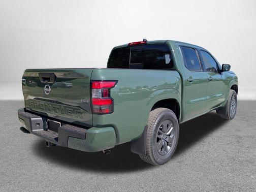 Tactical Green Metallic 2026 Nissan Frontier SV