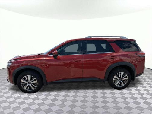 2024 Nissan Pathfinder SL 4WD
