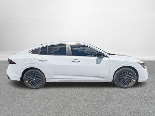 Fresh Powder 2026 Nissan Sentra SV