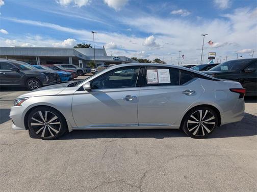 2019 Nissan Altima 2.0 Platinum