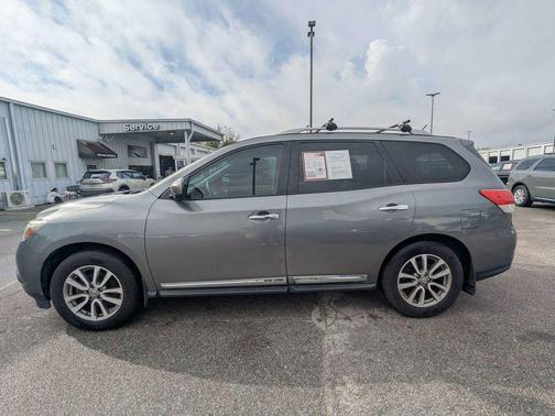 2015 Nissan Pathfinder SL