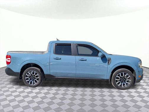 2023 Ford Maverick Lariat