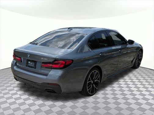 2022 BMW 540 i