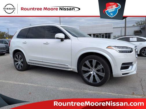 2022 Volvo XC90 Recharge Plug-In Hybrid T8 Inscription 7 Passenger