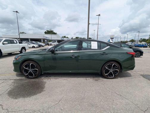 Tactical Green Metallic 2026 Nissan Altima SR FWD