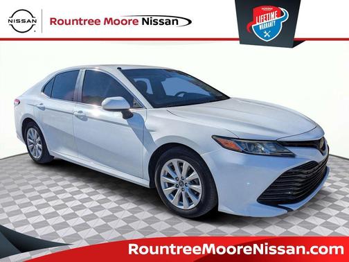 2018 Toyota Camry LE