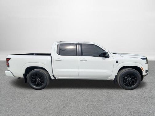 Glacier White 2026 Nissan Frontier SV