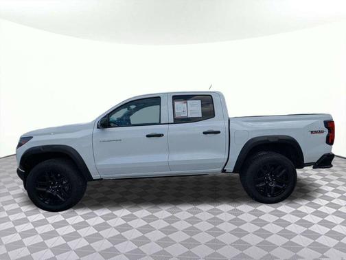 Summit White 2025 Chevrolet Colorado Trail Boss
