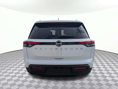 2025 Nissan Pathfinder SV FWD