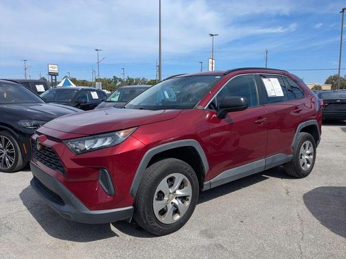 2021 Toyota RAV4 LE