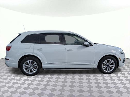 Glacier White 2018 Audi Q7 3.0T Prestige