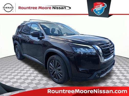 2022 Nissan Pathfinder SL 2WD