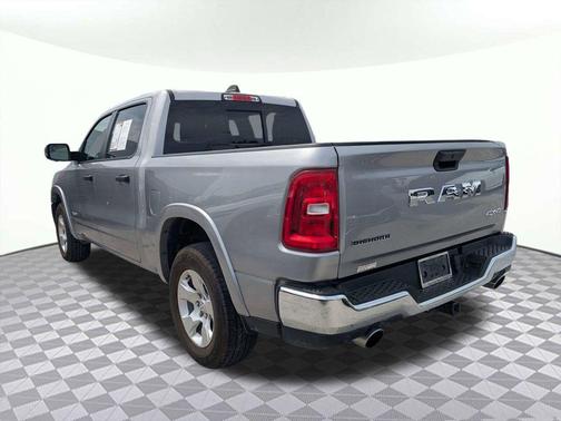 Billet Silver Metallic Clearcoat 2025 RAM 1500 Big Horn/Lone Star