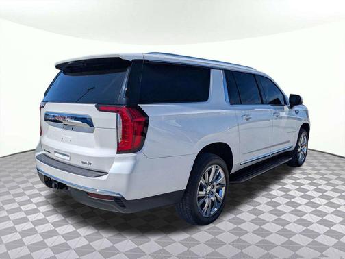 2021 GMC Yukon XL SLT
