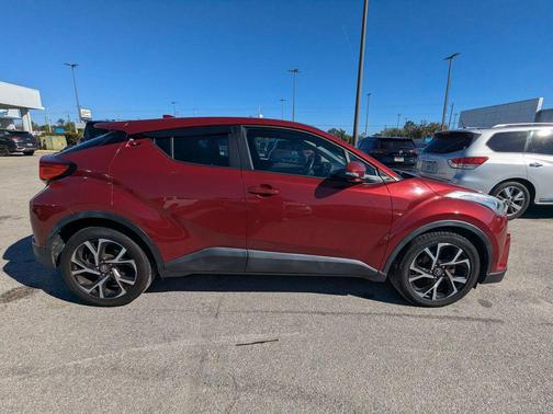 2018 Toyota C-HR XLE