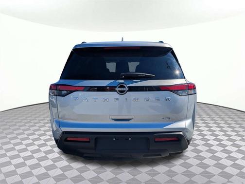 2025 Nissan Pathfinder SV 4WD