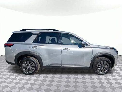 2025 Nissan Pathfinder SV 4WD