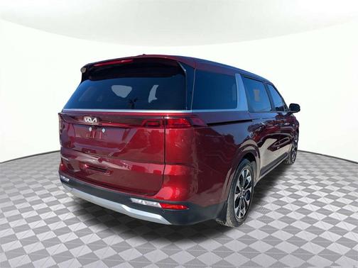 2024 Kia Carnival EX