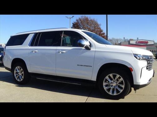 2023 Chevrolet Suburban Premier