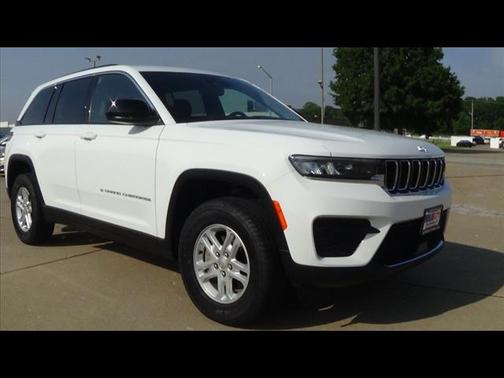 2024 Jeep Grand Cherokee Laredo