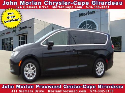 2024 Chrysler Voyager LX