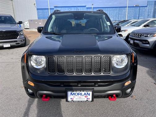 2023 Jeep Renegade Trailhawk