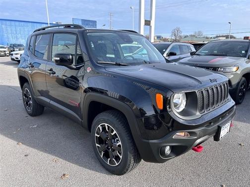 2023 Jeep Renegade Trailhawk