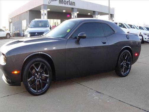 2022 Dodge Challenger SXT