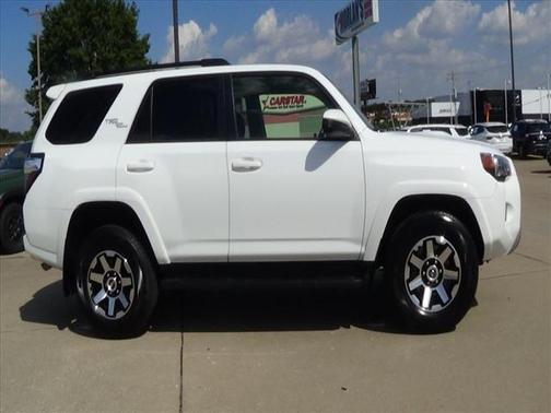 2024 Toyota 4Runner TRD Off Road