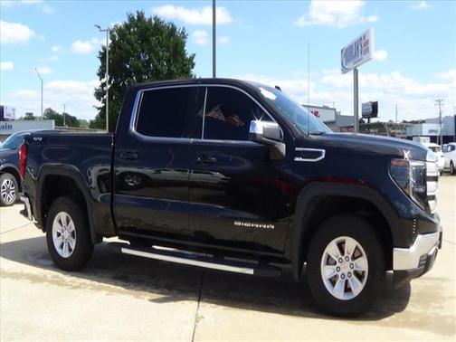 2024 GMC Sierra 1500 SLE