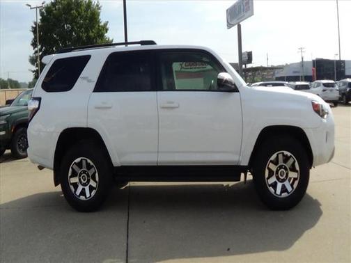 2024 Toyota 4Runner TRD Off Road