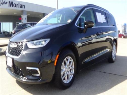 2024 Chrysler Voyager LX