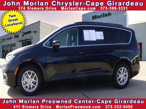 2024 Chrysler Voyager LX