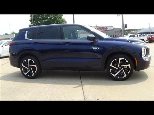 2023 Mitsubishi Outlander PHEV SE