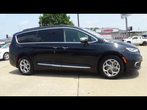 2022 Chrysler Pacifica Limited