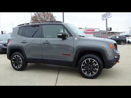 2023 Jeep Renegade Trailhawk