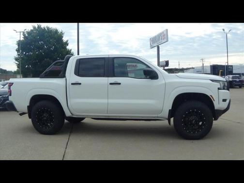 2023 Nissan Frontier S