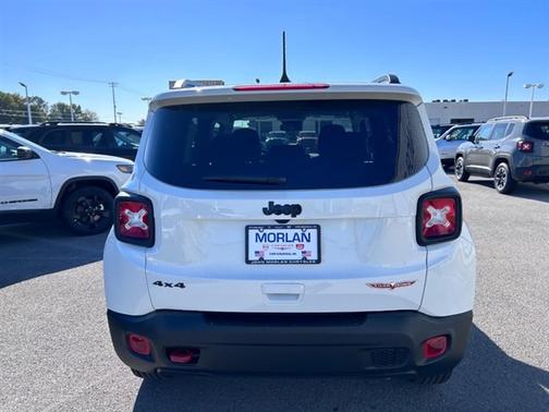 2023 Jeep Renegade Trailhawk