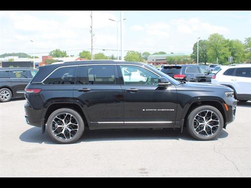 2022 Jeep Grand Cherokee 4xe Summit Reserve