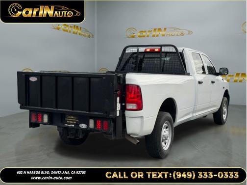 2017 RAM 2500 Tradesman Crew Cab 4x2 8' Box