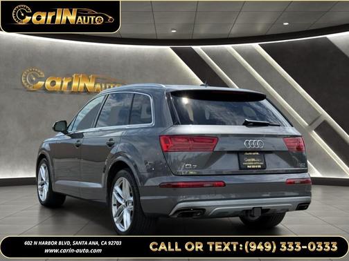 Graphite Gray Metallic 2018 Audi Q7 3.0T Prestige