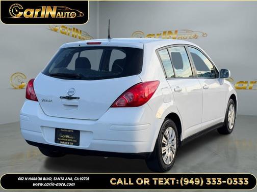 2011 Nissan Versa 1.8 S