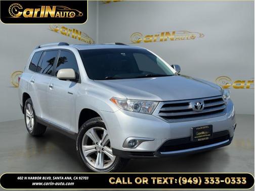 Classic Silver Metallic 2012 Toyota Highlander Limited