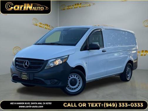 2017 Mercedes-Benz Metris Base