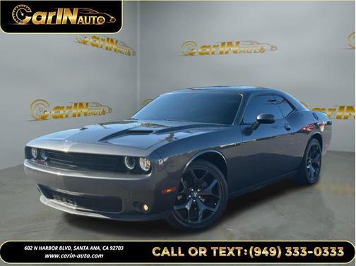 2020 Dodge Challenger SXT