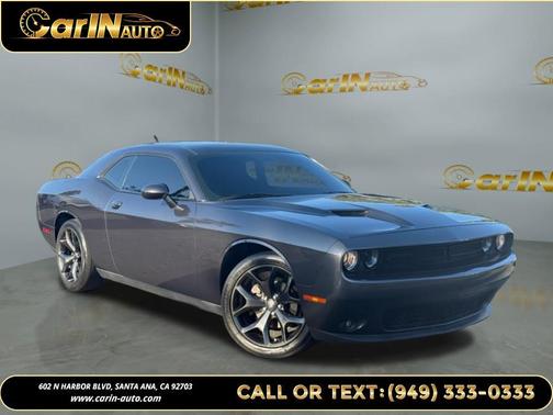 2020 Dodge Challenger SXT