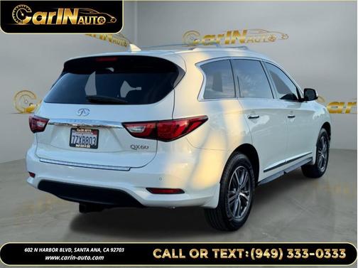 2017 INFINITI QX60 Base