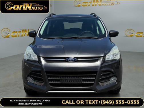 Ruby Red Metallic Tinted Clearcoat 2015 Ford Escape SE