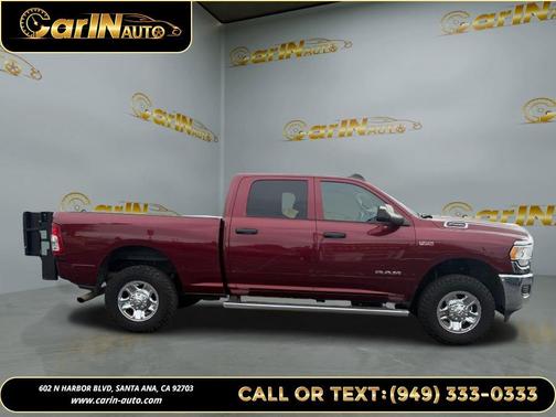 2020 RAM 2500 Tradesman Crew Cab 4X4 6'4' Box
